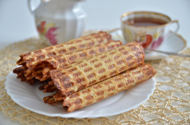 Waffle tubes in a waffle iron