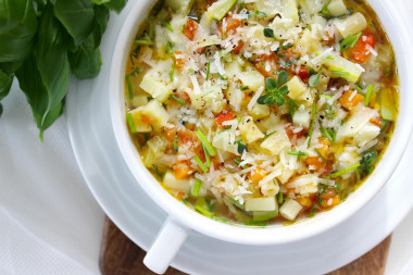 Classic Minestrone soup