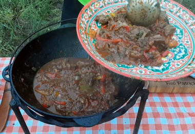 Georgian chashushuli in a cauldron