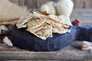 Pita bread chips in microwave oven