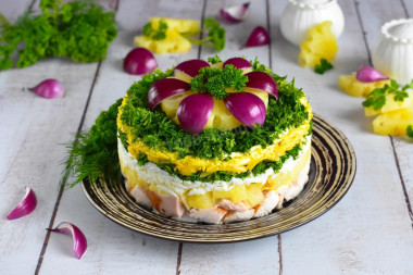 Salad with smoked breast pineapple and cheese