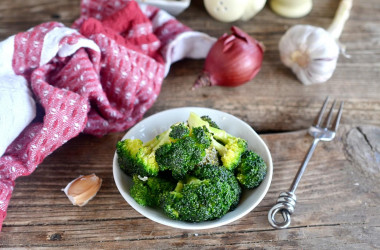 Broccoli in a slow cooker