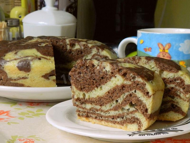 Zebra cupcake classic in a slow cooker