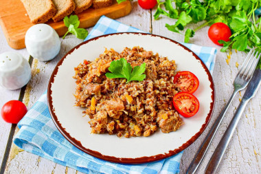 Buckwheat with stew in a slow cooker