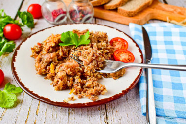 Buckwheat with stew in a slow cooker