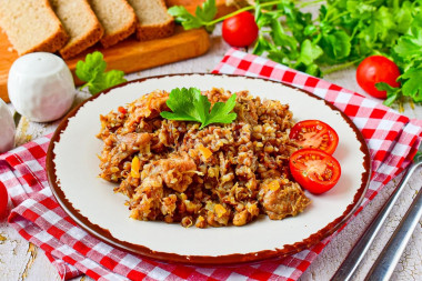 Buckwheat with stew in a slow cooker