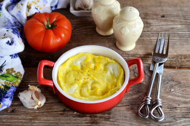 Omelet with milk in a slow cooker