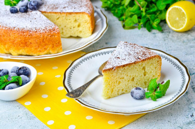 Cottage cheese pie in a slow cooker