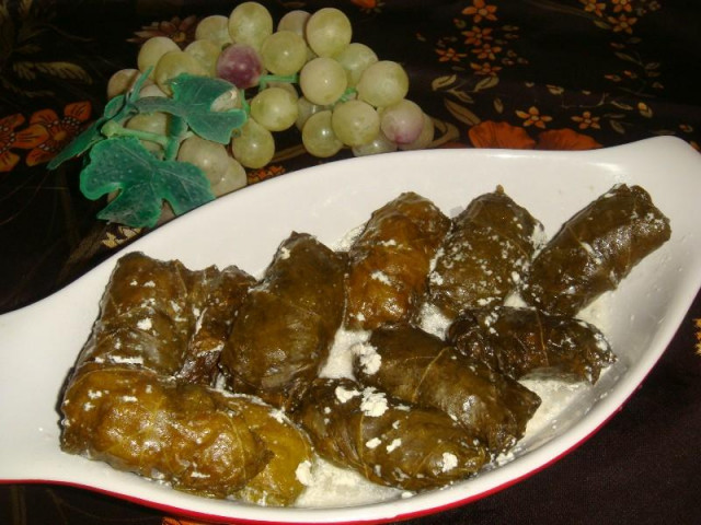 Dolma in a slow cooker