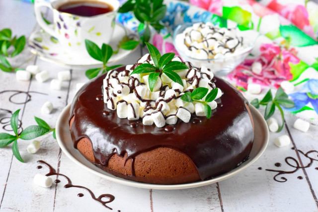 Chocolate cupcake in a slow cooker