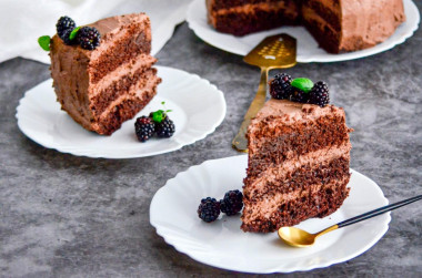 Chocolate cake in a slow cooker