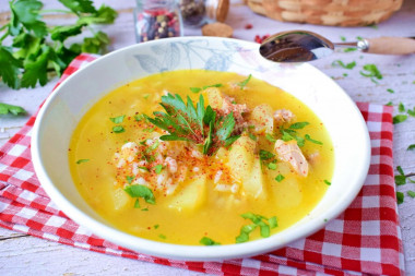 Soup with stewed meat and potatoes