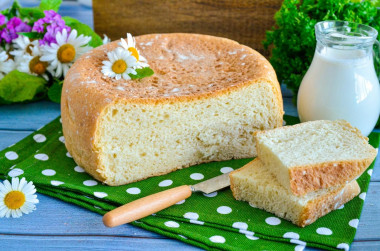 Homemade bread in slow cooker