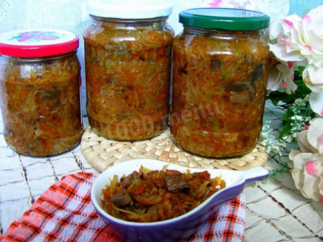 Solyanka with mushrooms for winter