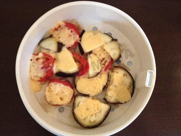 Fish royally steamed in a slow cooker