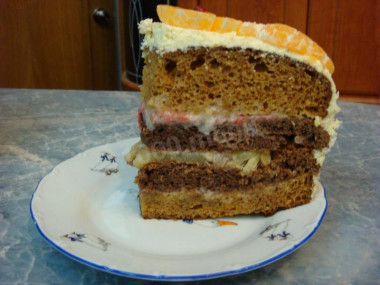 Sponge cake with condensed milk boiled in a slow cooker