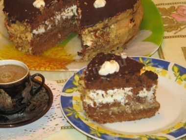 Marshmallow cake with pastries