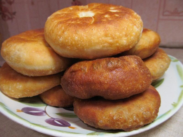 Belyashi in a bread maker with meat