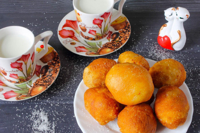 Doughnuts with condensed milk inside