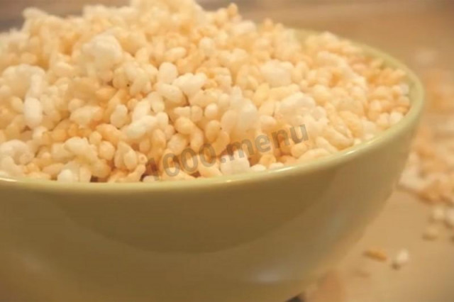 Air rice with water in sunflower oil