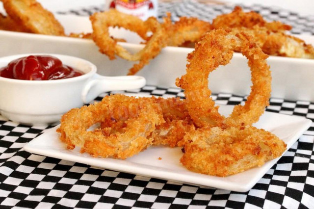 Breaded onion rings