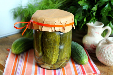 Fresh cucumbers for winter in jars