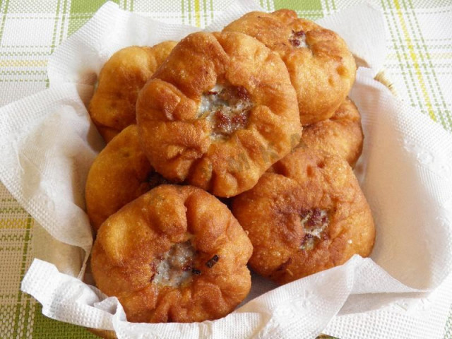 White bread with dry yeast on water