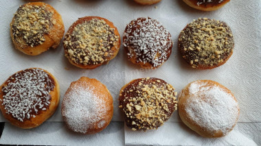 Berliners with boiled condensed milk chocolate coconut chips