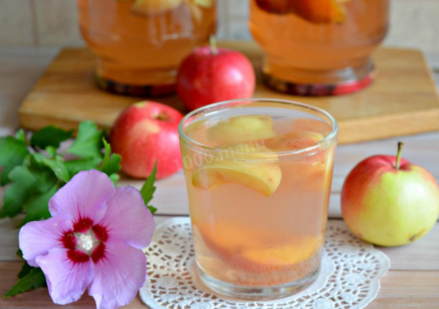 Compote of apples and plums for winter