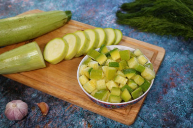 How to freeze zucchini for winter