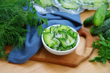 How to freeze cucumbers fresh for winter