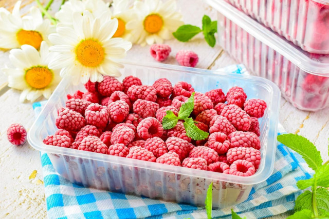 Raspberries frozen for winter