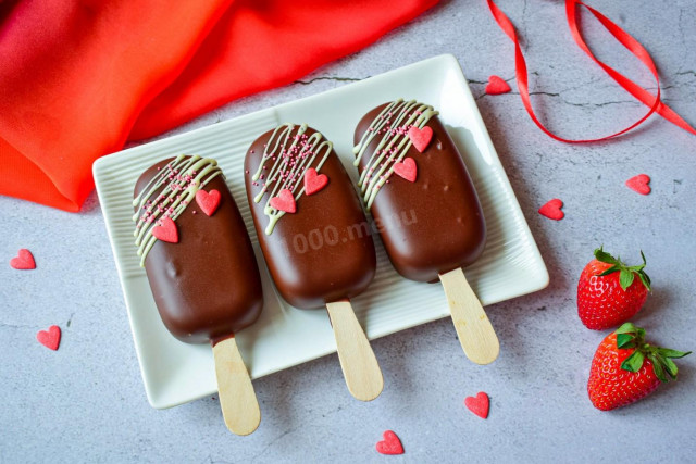 Popsicle cake on a stick at home