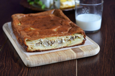 Saury and potato pie in the oven