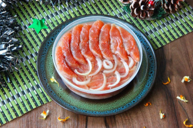 Pink salmon salted at home