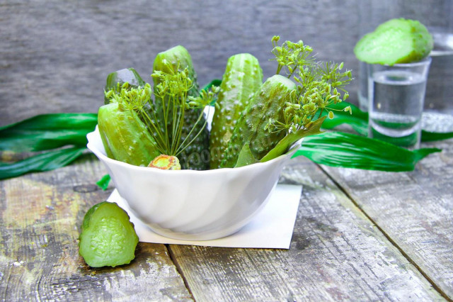 Pickled cucumbers with vodka for winter crispy