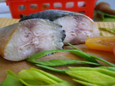 Mackerel in a bottle in onion husks