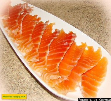 Slightly salted salmon is delicious