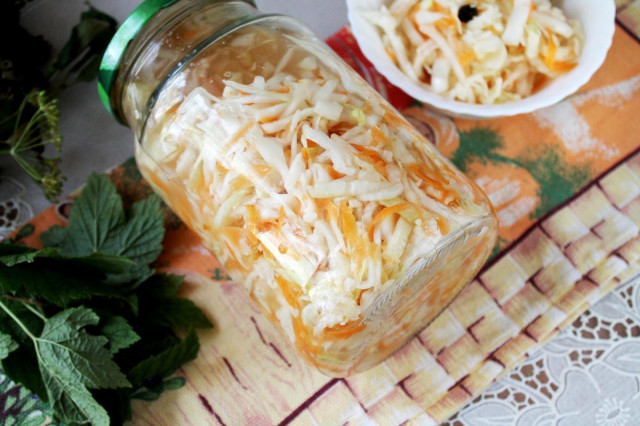 Cabbage in liter cans for winter