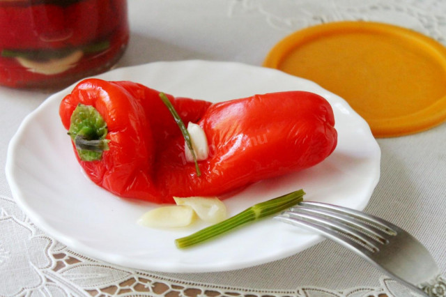 Pickled Bulgarian pepper for winter