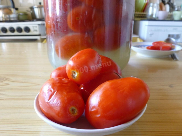 Quick pickled tomatoes