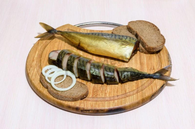 Cold smoked mackerel