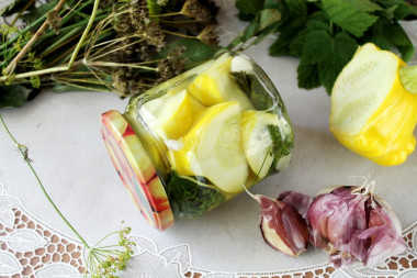 Pickled squash for winter