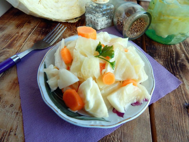 Pickled cabbage in a jar