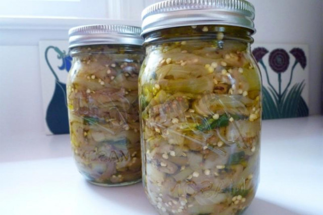 Eggplant pickled with garlic and herbs