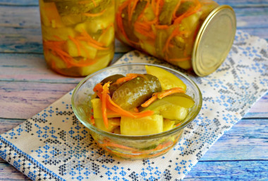 Zucchini salad with cucumbers for winter