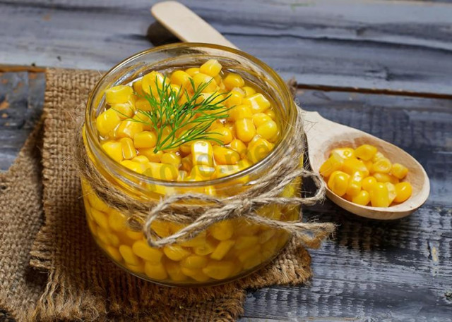 Canning corn for the winter