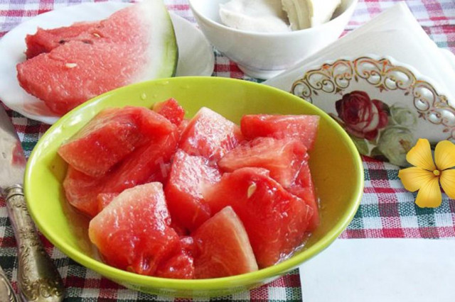 Watermelons for winter in liter cans