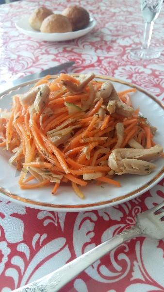 Carrot salad with soy meat