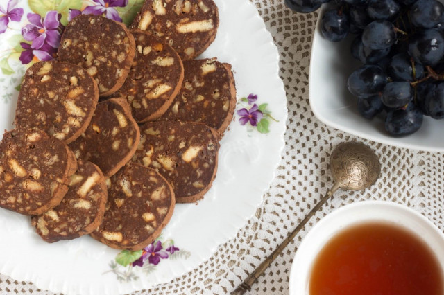 Tea sausage from cookies